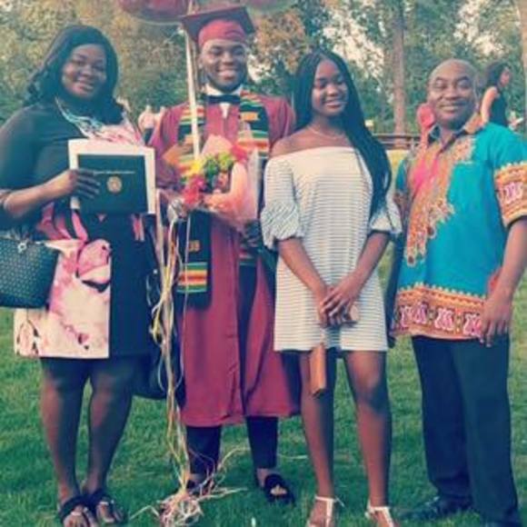 Meet your Posher, Tabuaa - Picture 1 of 1